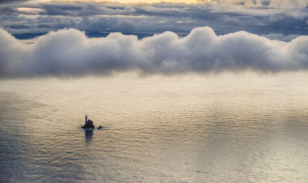 2017 fastnet lighthouse ka