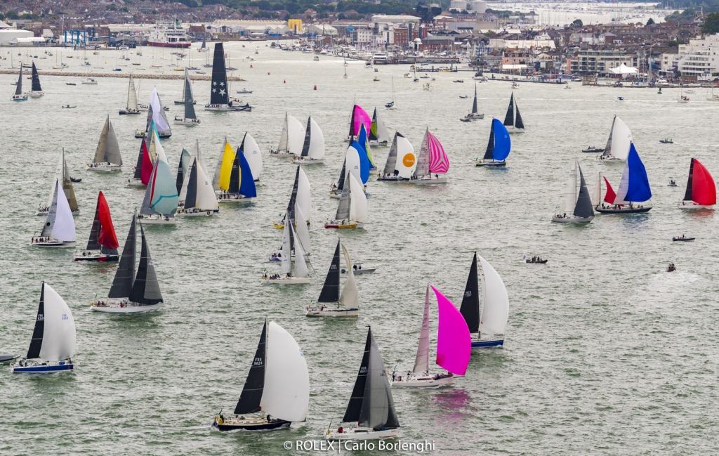 A massive fleet started the 48th edition of the Rolex Fastnet Race © Rolex/Carlo Borlenghi