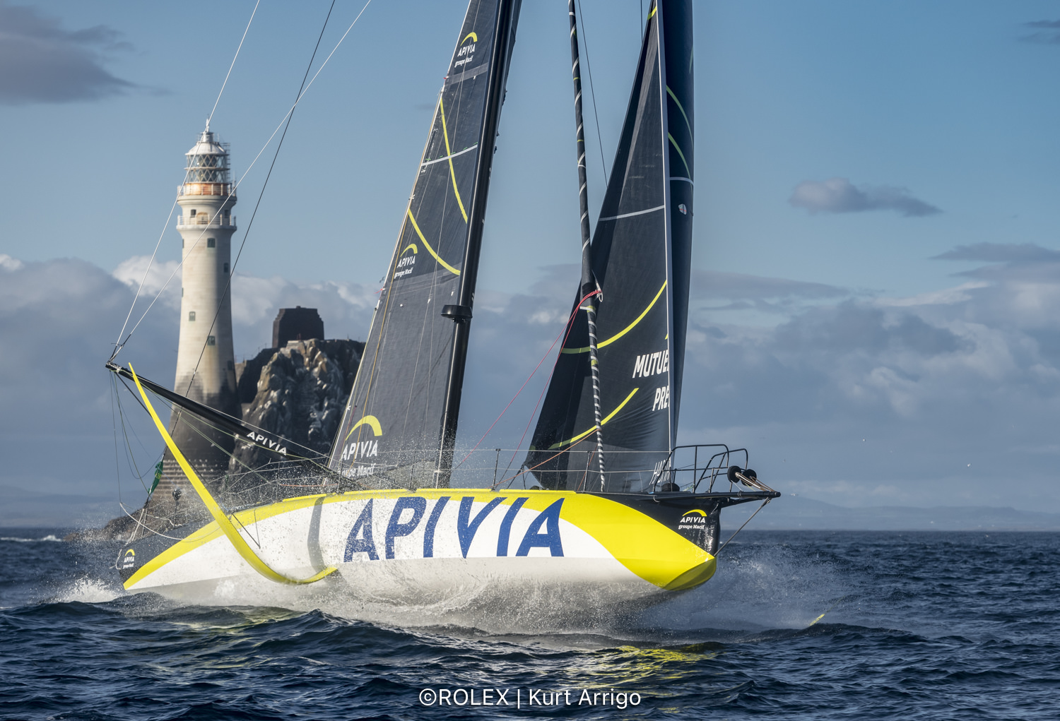 Apivia after rounding the Fastnet Rock © Kurt Arrigo/Rolex
