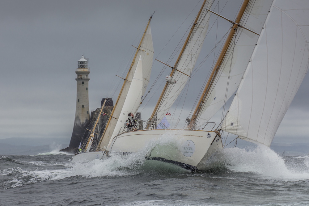 DORADE, 16 16, Eigner/Skipper: Matt Brooks, Design: S&S 52 Yawl, Klasse: IRC 3STORMY WEATHER OF COWES, 115 115, Eigner/Skipper: Christopher Spray, Design: S&S 53 Yawl, Klasse: IRC 4