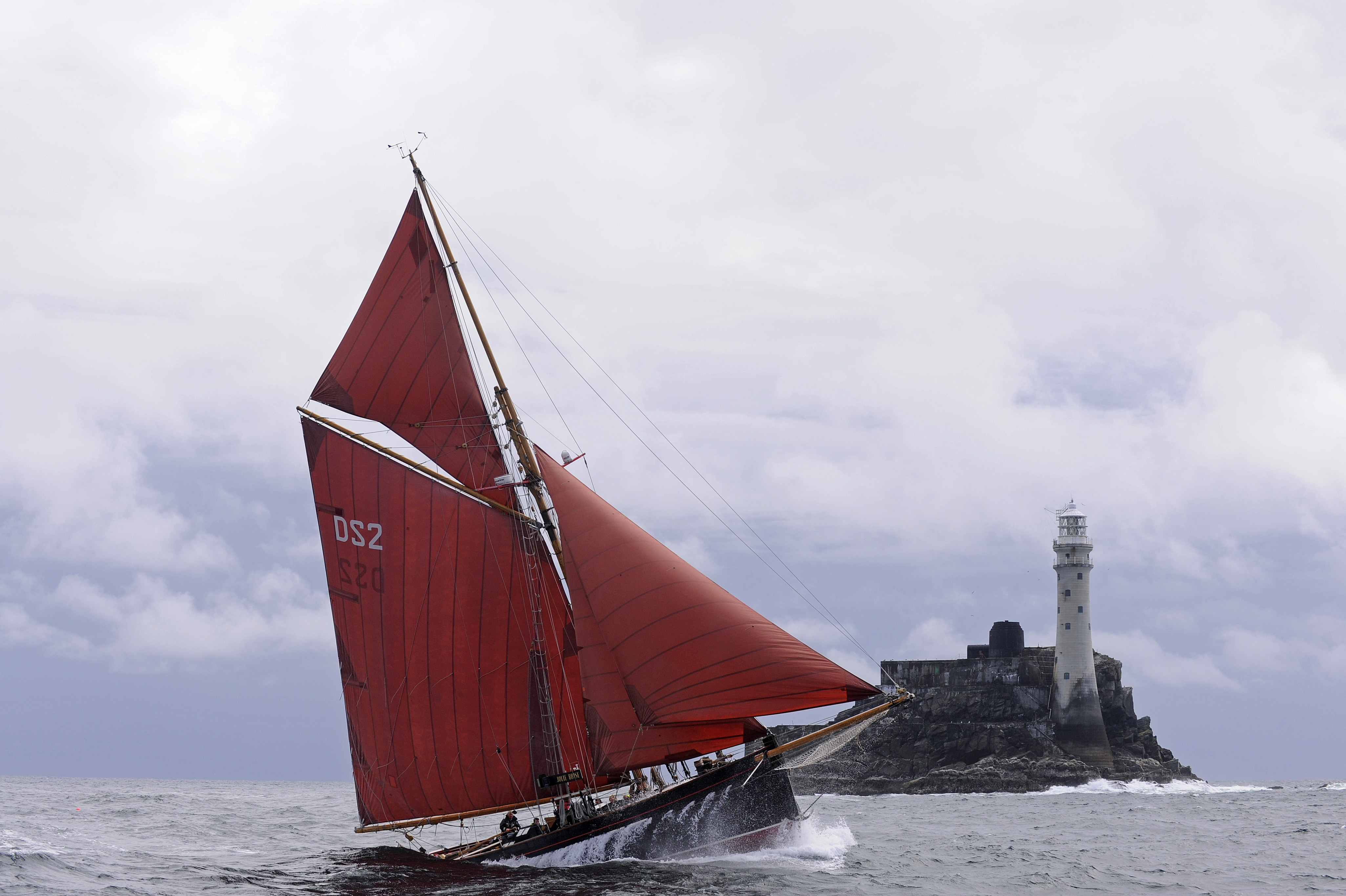 The famous gaff-rigged pilot cutter Jolie Brise won the very first Fastnet Race in 1925 and hopes to take part in the 50th edition © Rick Tomlinson/https://www.rick-tomlinson.com/